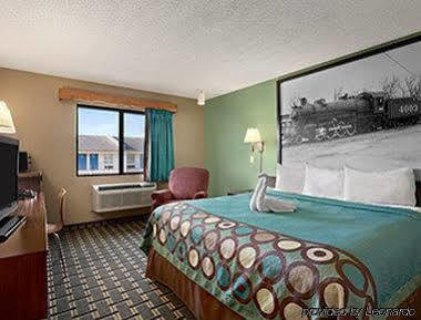 Super 8 By Wyndham Russellville Exterior foto
